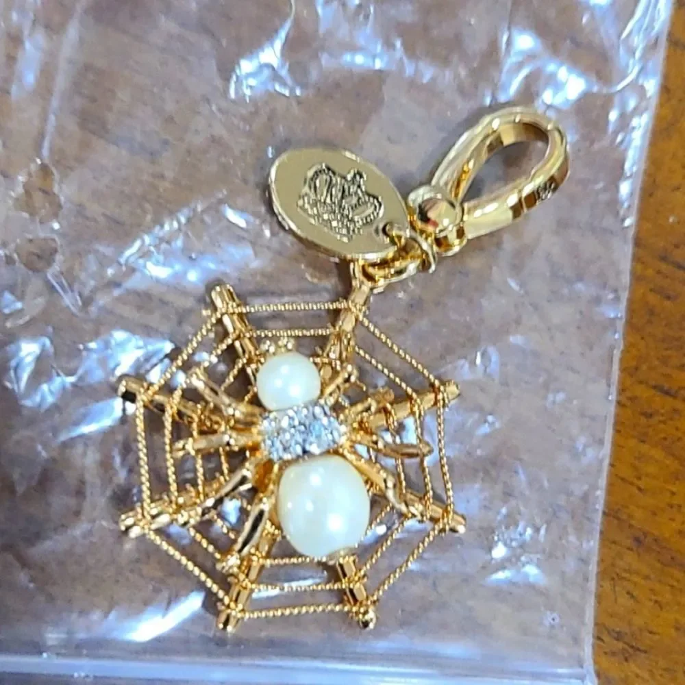 2009 Juicy Couture Limited Edition Spider Charm Yjru3180 - Picture 1 of 4